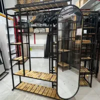 با سلام به یک فروشنده خانوم نیازمندیم