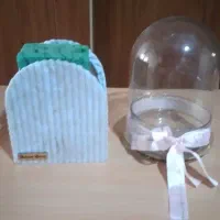 محفظه شیشه ای جهت پایه گل