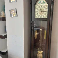 ساعت دیواری در حد خیلی نو و تمیز