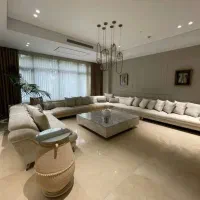 ۸۰ متری تهرانپارس با پارکینگ و تراس و انباری