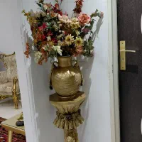 پایه و گلدان