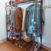 فروش شلف ورگال لباس وگلدان|کتابخانه، شلف، قفسههای دیواری|کاشان, فاز ۲ ناجی آباد|دیوار