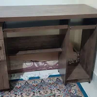 میز کامپوتر کاملا نو