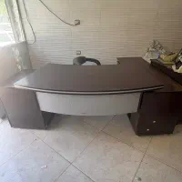 میز اداری و میز کنفرانس