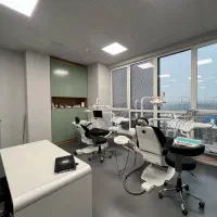 دندانپزشکی ایمپلنت لیزرژل عصب کشی کشیدن روکش جراحی