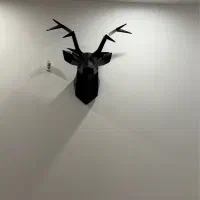 کله گوزن دکوری پلی‌استر مدرن (مشکی)