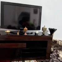 یک عددتلویزیون ال سی دی۳۲اینچ