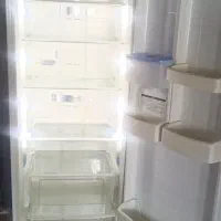 یخچال سینجر کاملا سالم