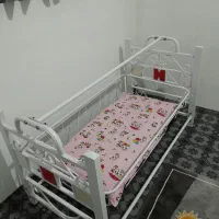 گهواره فلزی سفید سایز بزرگ کاملا نو و سالم