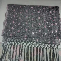 شال مجلسی|لباس|قروه, |دیوار