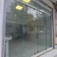 مغازه سند تجاری بر خیابان اصلی