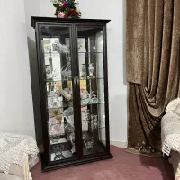 بوفه شیشه ای