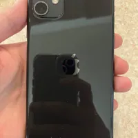 اپل iPhone 11 با حافظهٔ ۱۲۸ گیگابایت