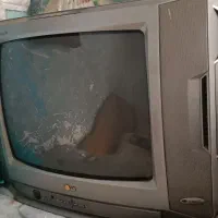 سه عدد تلوزیون