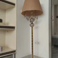 آباژور و ساعت ایستاده در حد نو