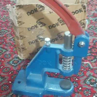 دستگاه دکمه زن