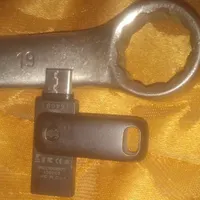 فلش ۶۴گیگ درحدنو به گوشی هم وصل میشه
