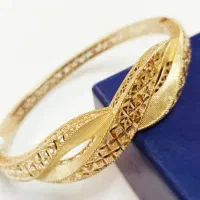 دسبند س ی ن م