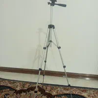 سه پایه دوربین