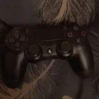 دسته پی اس ۴