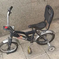 دوچرخه نیاز ب تعمیر