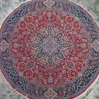 فرش گرد ماشینی بسیار تمیز