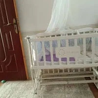 گهواره کودک|تخت و صندلی بچه|گناباد, |دیوار