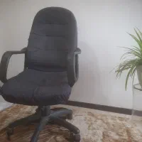 صندلی کامپیوتر به همراه میز