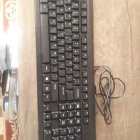 کیبورد در حدنو و کاملا سالم
