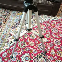 سه پایه دوربین کاملا نو با پیچ استاندارد