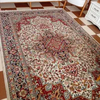دو عدد لوستر نو و یک فرشته متری