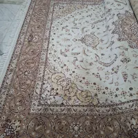 فرش ۱۲ متری گل ابریشم  ۷۰۰ شانه دیبا یزد
