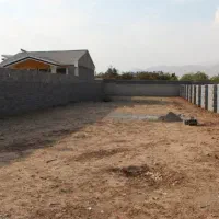 قطعه ۱۰۰۰ متری دور دیوار سند دار