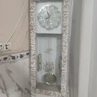 آینه‌ و کنسول و ساعت