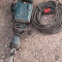 پیکور تخریب کاری بتن ساختمان دیوار