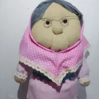 عروسک ننه جون