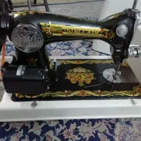 چرخ خیاطی قدیمی
