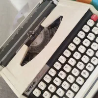 ماشین تایپ brother لاتین|کلکسیون اشیاء عتیقه|اسلام‌شهر, شهرک واوان|دیوار