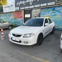 مزدا ۳۲۳ اتوماتیک