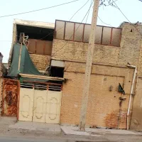 خانه-دو-طبقه-در-ملاشیه