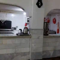 رهن و اجاره....|اجارهٔ خانه و ویلا|قم, دروازه چوبی|دیوار