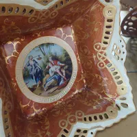 ظروف قدیمی وشیک|کلکسیون اشیاء عتیقه|رودهن, |دیوار