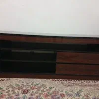 میز تلویزیون،،شیک در حد نو.