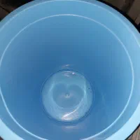 سطل بزرگ ارتفاع حدود۷۵ قیمت توافقی|لوازم نظافت|قم, هنرستان|دیوار