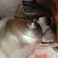 دوعدد کتری شیردار و دسته دار