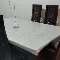 میز غذاخوری