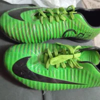 کفش ورزشی چمن مصنوعی