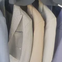 کت شلوار +پیراهن +کفش +کمربند