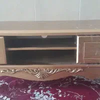 میز چوبی تلویزیون