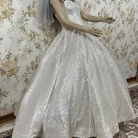 لباس عروسی
